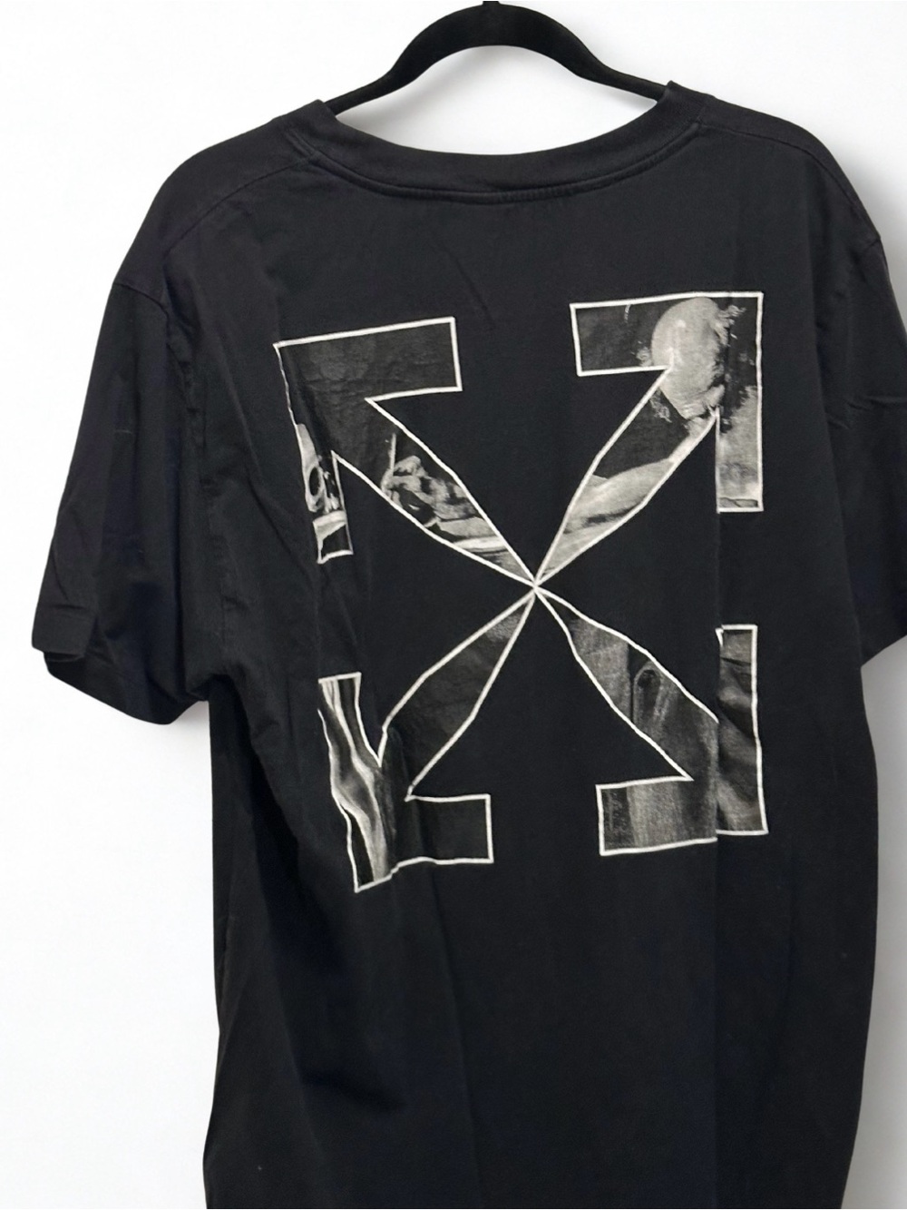 Off-White Caravaggio Black Graphic Arrow-Back Men's T-Shirt